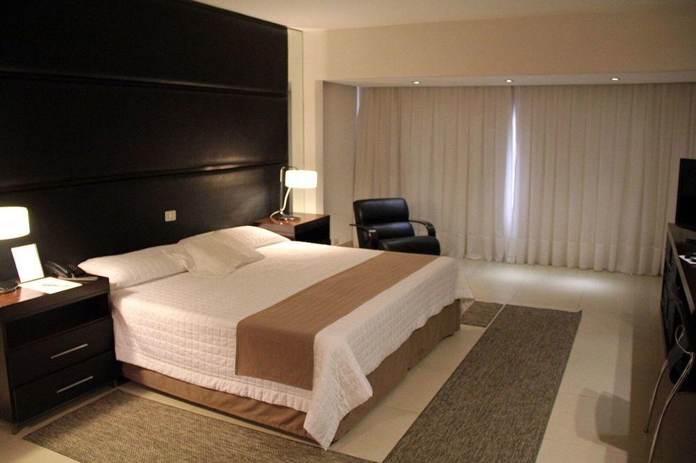 Yacht & Golf Club Paraguayo, A Tribute Portfolio Resort Lambare Dış mekan fotoğraf